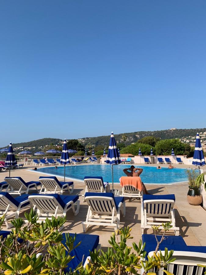 Appartement Agreable En Bord De Mer Вильфранш-сюр-Мер Экстерьер фото